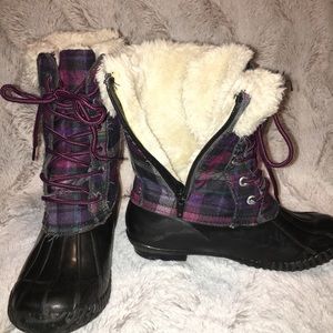 Stevies (Target) size 2 faux fur lined boots